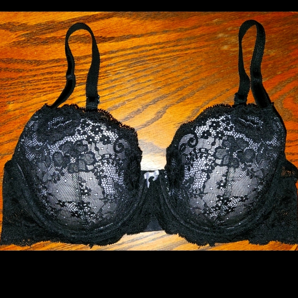 VS Laced Bra 34D